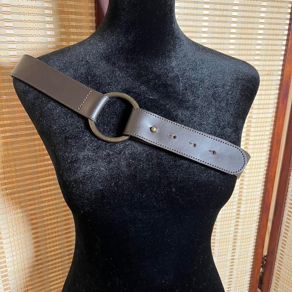 NEW YORK & COMPANY Brown Leather O-Ring Statement Belt Made In Italy Size M